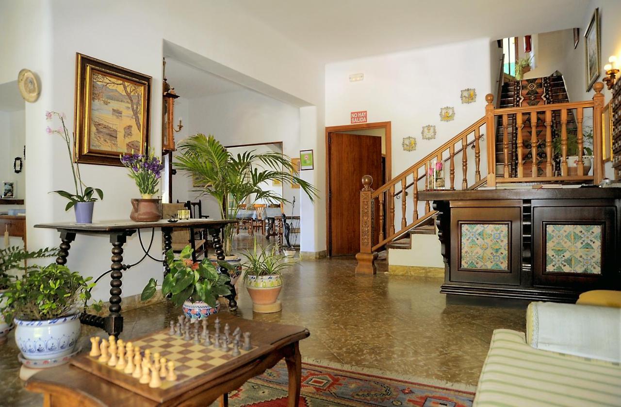 Hostal Los Pinos Cala de Sant Vicenc Zewnętrze zdjęcie