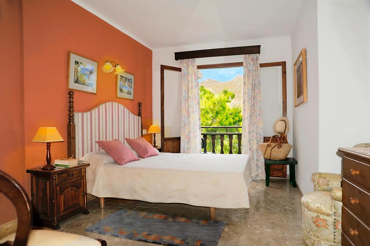 Hostal Los Pinos Cala de Sant Vicenc Zewnętrze zdjęcie